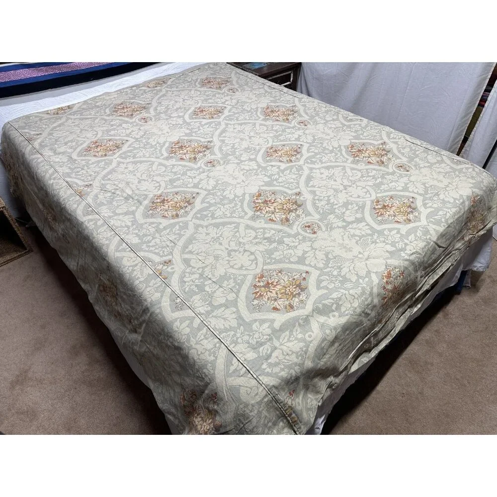 Pottery Barn Camilla Beige Linen Cotton Floral Medallion Full/Queen Duvet Cover